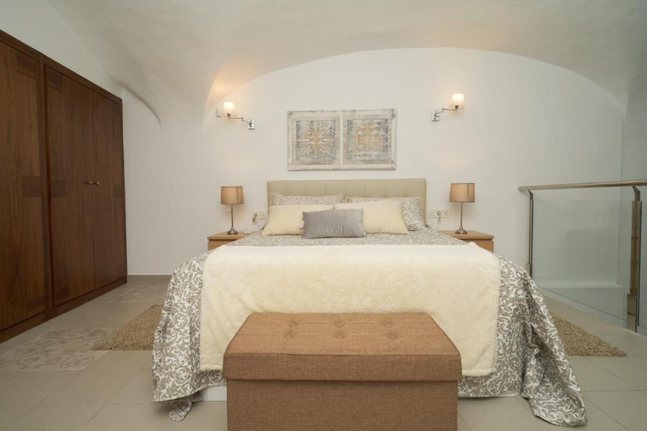Apartamento Turistico Centro Monumental -- Caces Εξωτερικό φωτογραφία