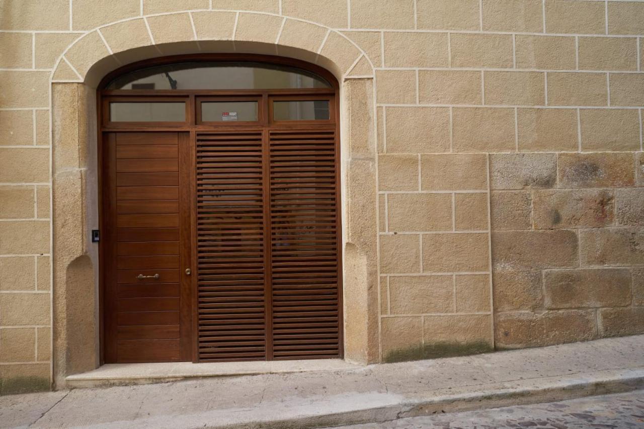 Apartamento Turistico Centro Monumental -- Caces Εξωτερικό φωτογραφία